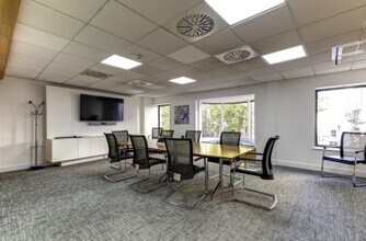 2 Hill St, Jersey à louer Photo intérieure– Image 2 sur 5