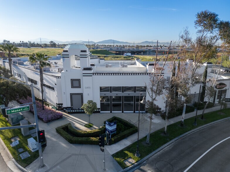 12455 Victoria Gardens Ln, Rancho Cucamonga, CA à louer - Photo de l’immeuble – Image 1 sur 4