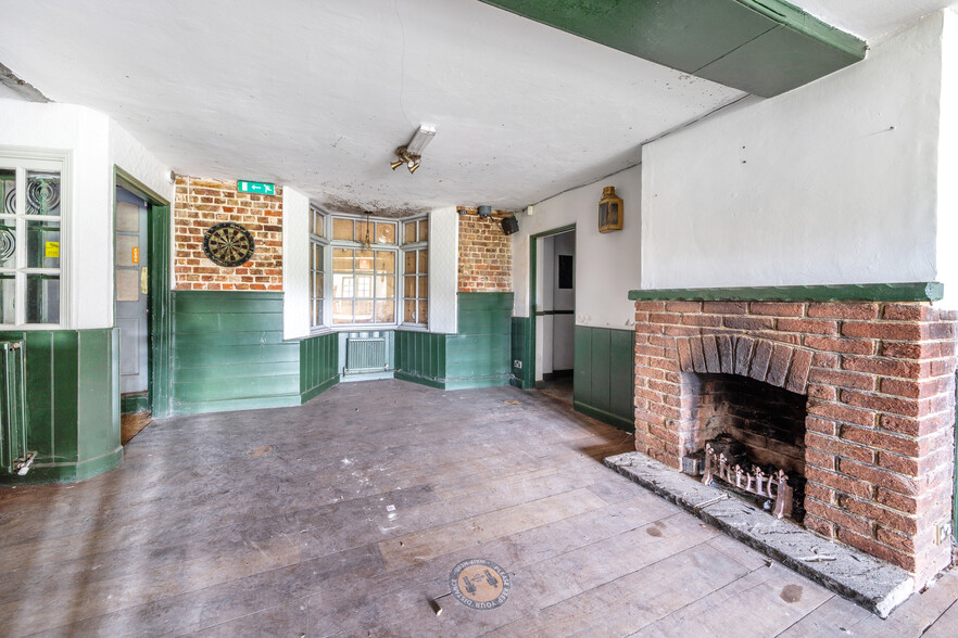 Stanwell Rd, Horton à vendre - Photo de l’immeuble – Image 3 sur 19