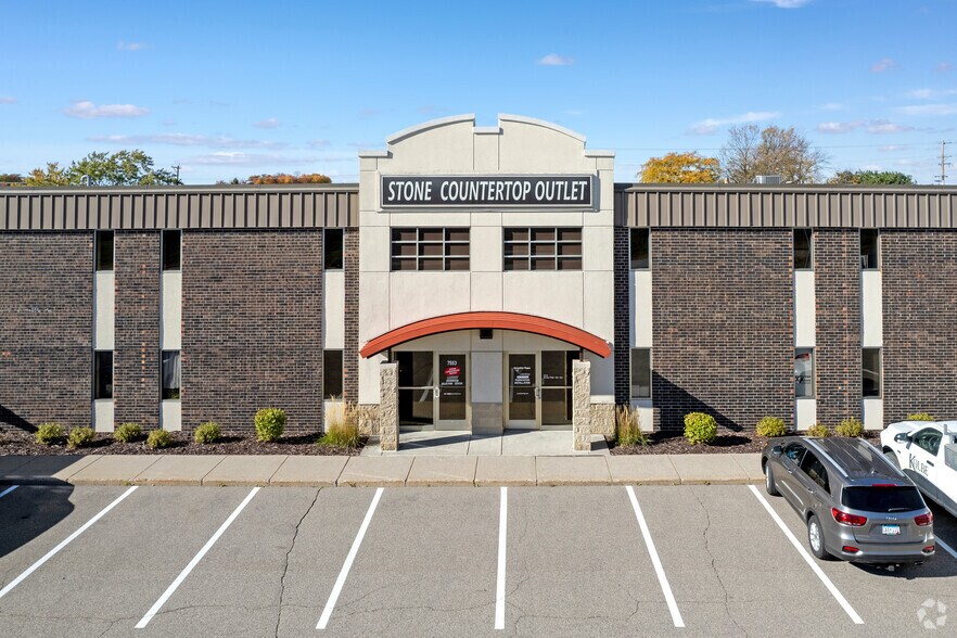 7501-7561 Washington Ave S, Edina, MN à louer - Photo de l’immeuble – Image 2 sur 11