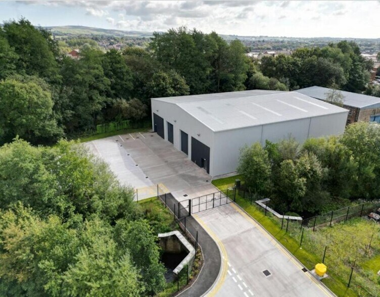 Buckley Rd, Oldham à vendre - Photo de l’immeuble – Image 3 sur 4