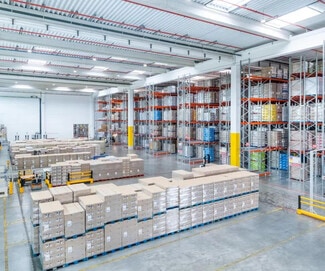 Plus de détails pour Industriel/Logistique à louer