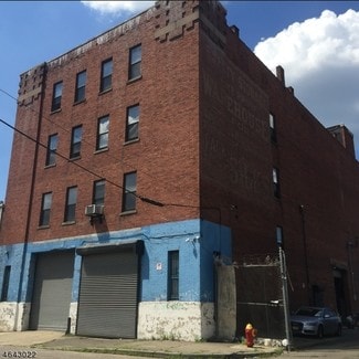Plus de détails pour 41-43 Governor St, Paterson, NJ - Industriel/Logistique à vendre