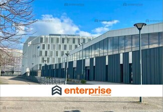 Plus de détails pour Local commercial à louer