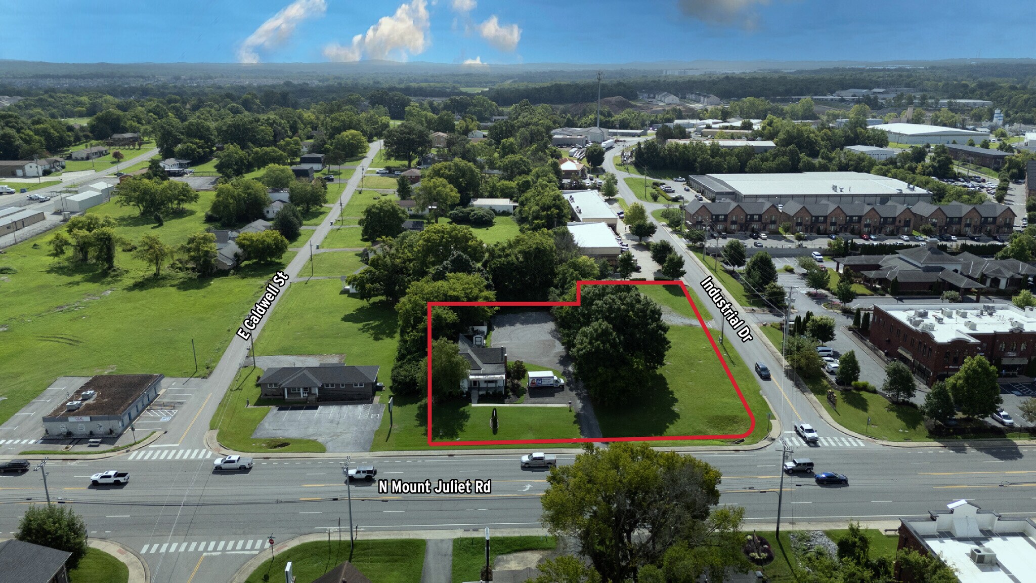 2323 N Mount Juliet Rd, Mt Juliet, TN à louer Photo principale– Image 1 sur 5