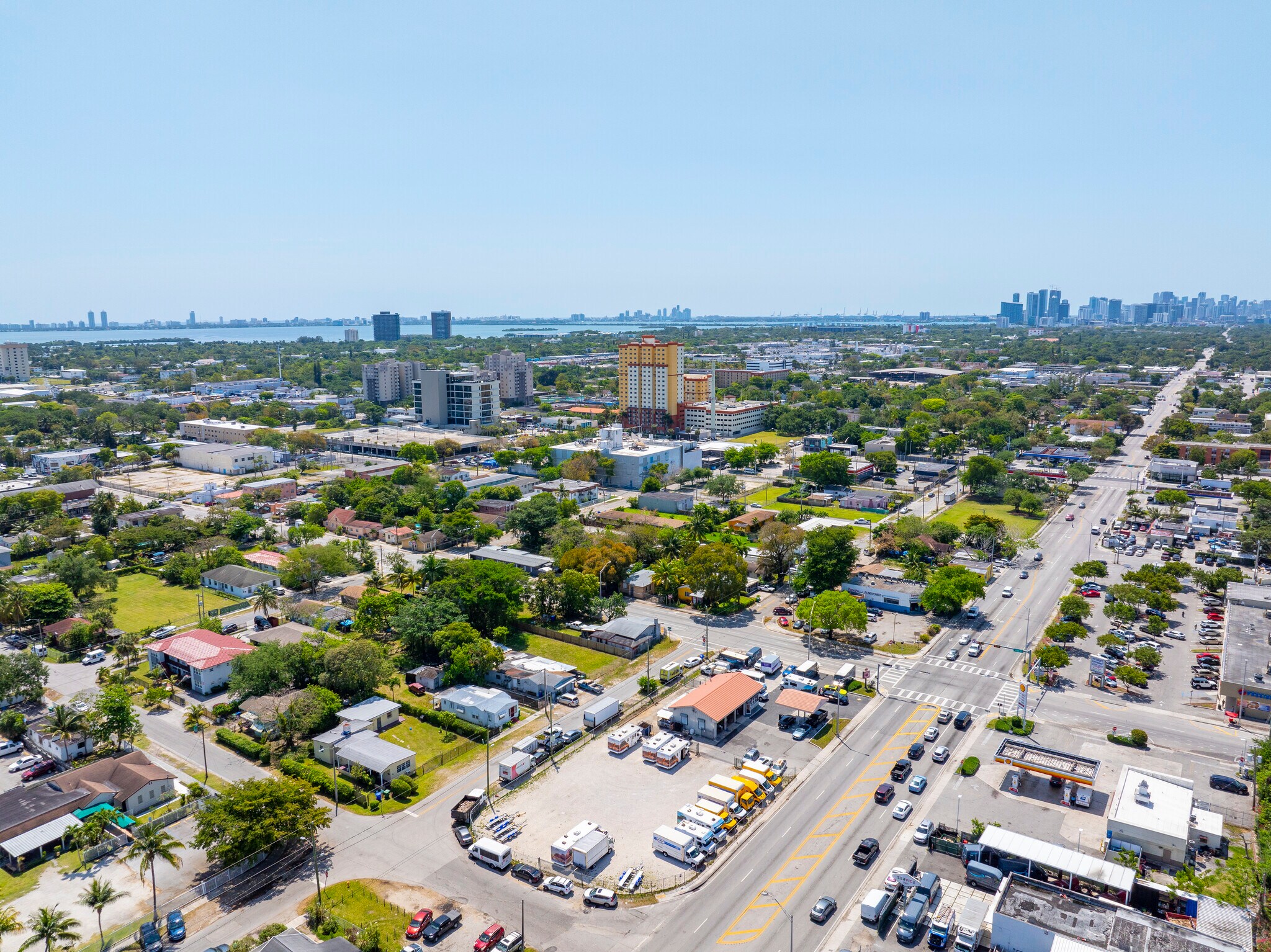 8201 N Miami Ave, Miami, FL à vendre Photo de l’immeuble– Image 1 sur 13