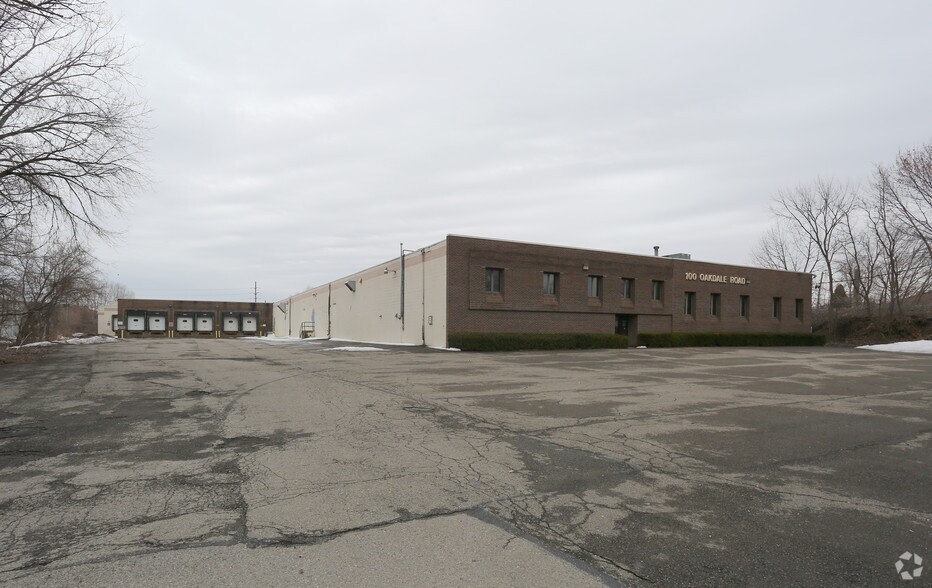 100 Oakdale Rd, Johnson City, NY à louer - Photo de l’immeuble – Image 2 sur 17