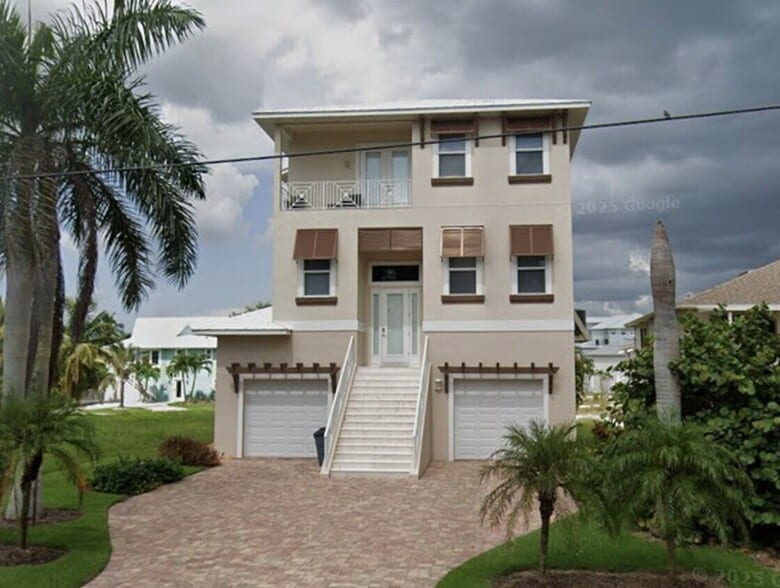 26515 Hickory Blvd, Bonita Springs, FL à vendre - Photo principale – Image 1 sur 1