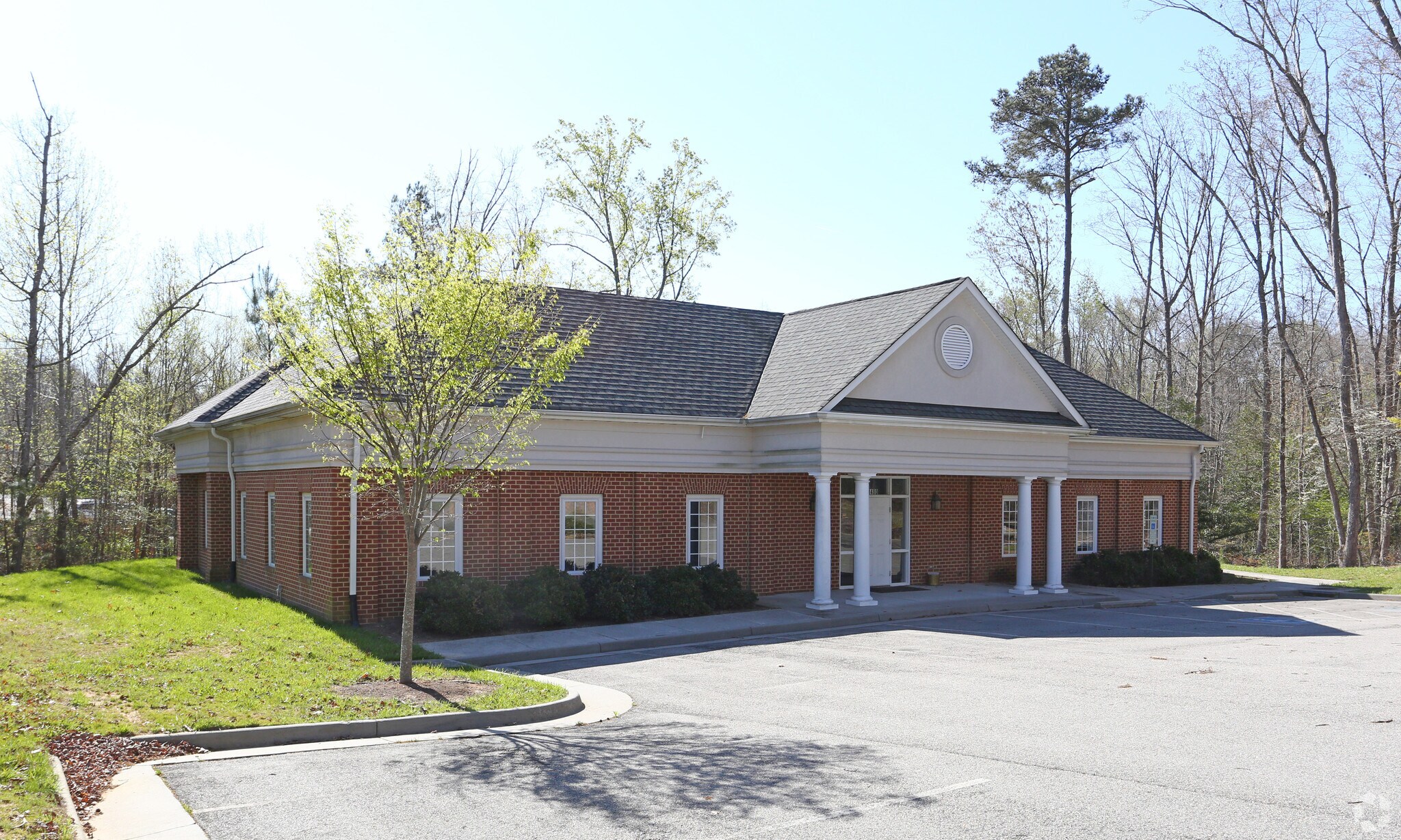 1480 Oakbridge Ct, Powhatan, VA à louer Photo principale– Image 1 sur 11