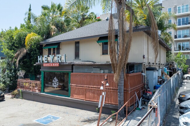 Plus de détails pour 755 S Hobart Blvd, Los Angeles, CA - Local commercial à louer
