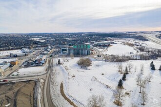 SE Macleod Trail And 210 Av, Calgary, AB - VUE AÉRIENNE  vue de carte