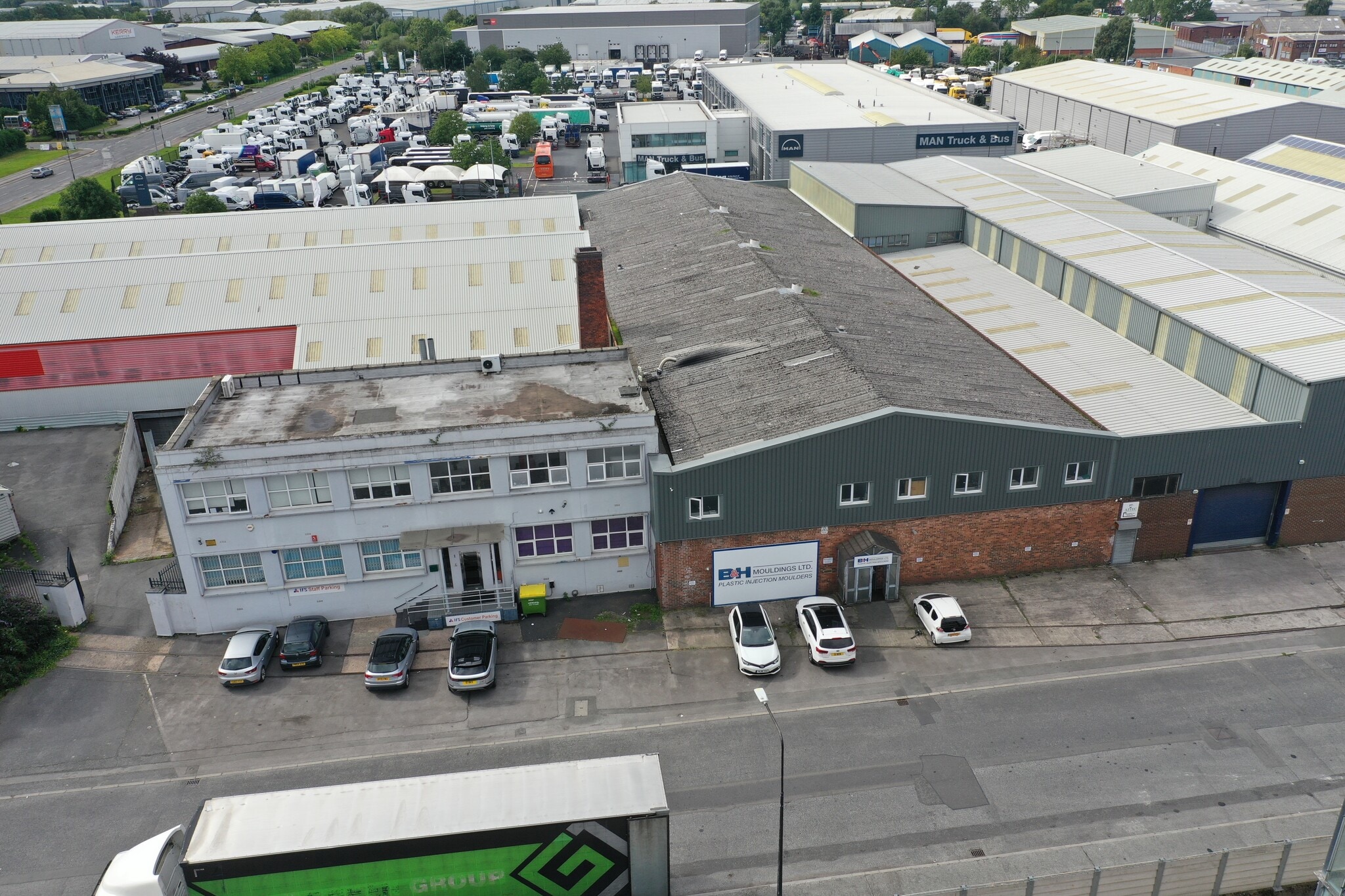 Lyons Road, Trafford Park, Manchester à louer Photo principale– Image 1 sur 14