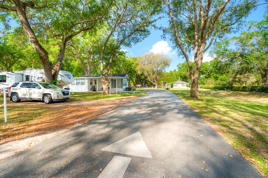 4045-4049 Allen Rd, Zephyrhills, FL à vendre - Photo de l’immeuble – Image 3 sur 50