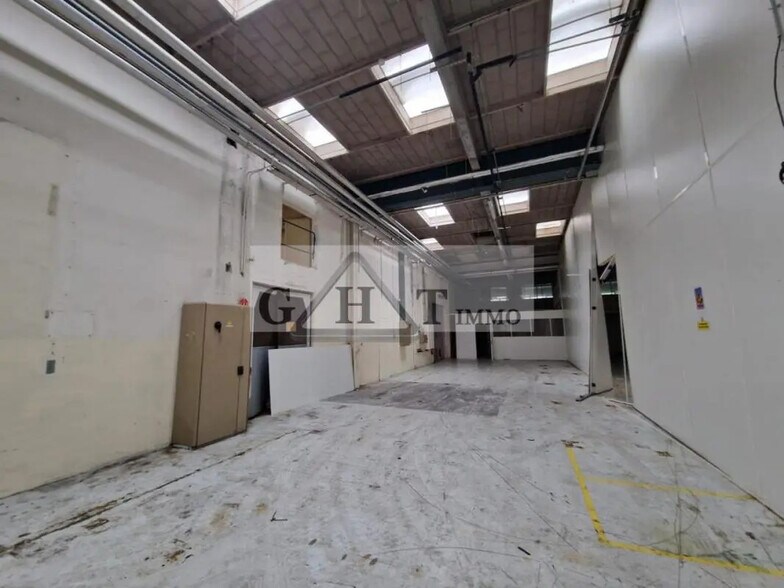 Industriel/Logistique dans Bezons à louer - Photo de l’immeuble – Image 3 sur 10