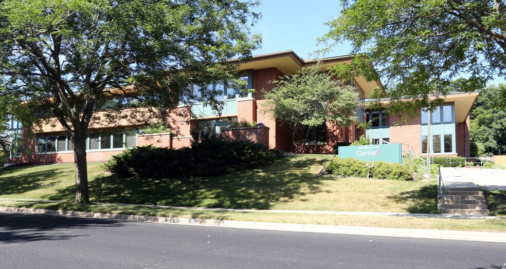 434 S Yellowstone Dr, Madison, WI à vendre - Photo de l’immeuble – Image 2 sur 2