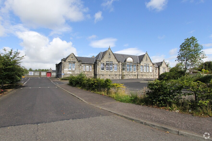 Main St, Lochgelly à louer - Photo de l’immeuble – Image 2 sur 3
