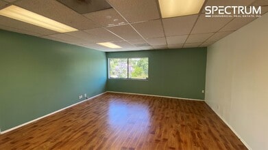 20951-20963 Devonshire St, Chatsworth, CA à louer Photo de l’immeuble– Image 2 sur 3