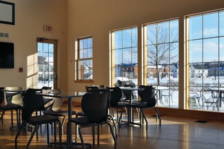 Plus de détails pour 75 Thruway Park Dr, West Henrietta, NY - Bureau à louer