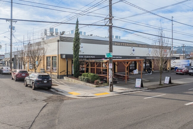Plus de détails pour 940 SE Madison St, Portland, OR - Local commercial, Industriel/Logistique à louer