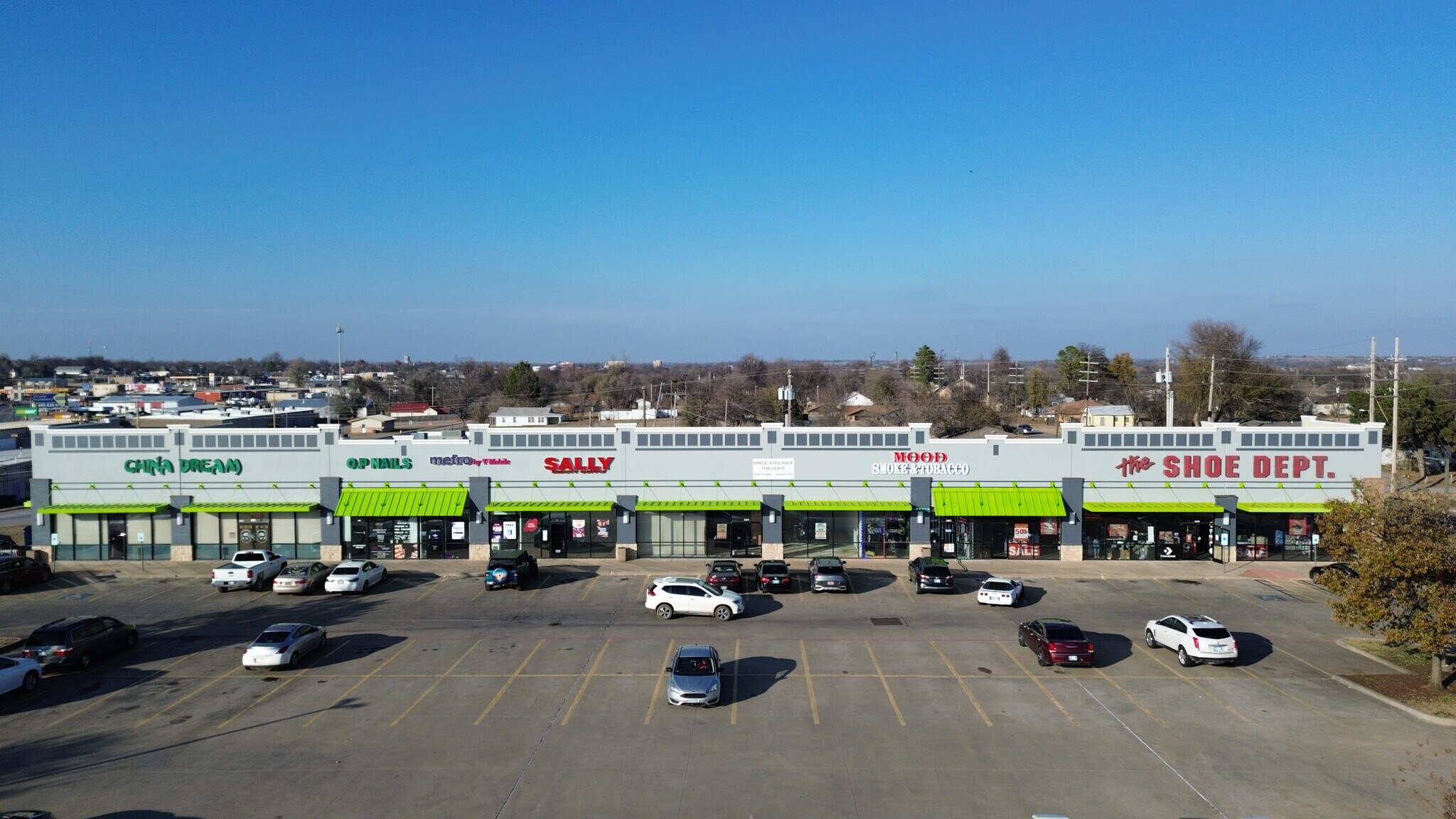 1700-1716 S 1st St, Chickasha, OK à louer Photo de l’immeuble– Image 1 sur 6