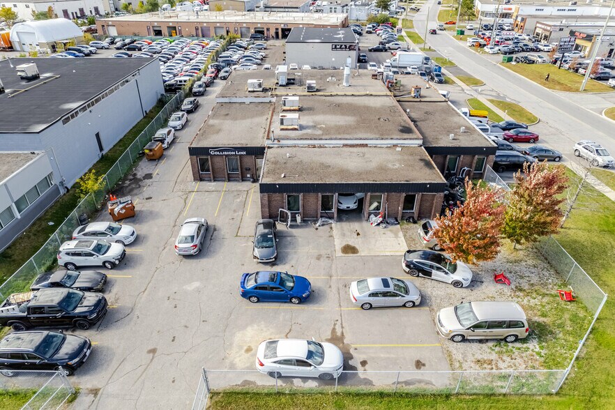 26 Bramsteele Rd, Brampton, ON à vendre - Photo de l’immeuble – Image 1 sur 23