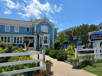 Plus de détails pour 34 E Church St, Kilmarnock, VA - Hôtellerie à vendre