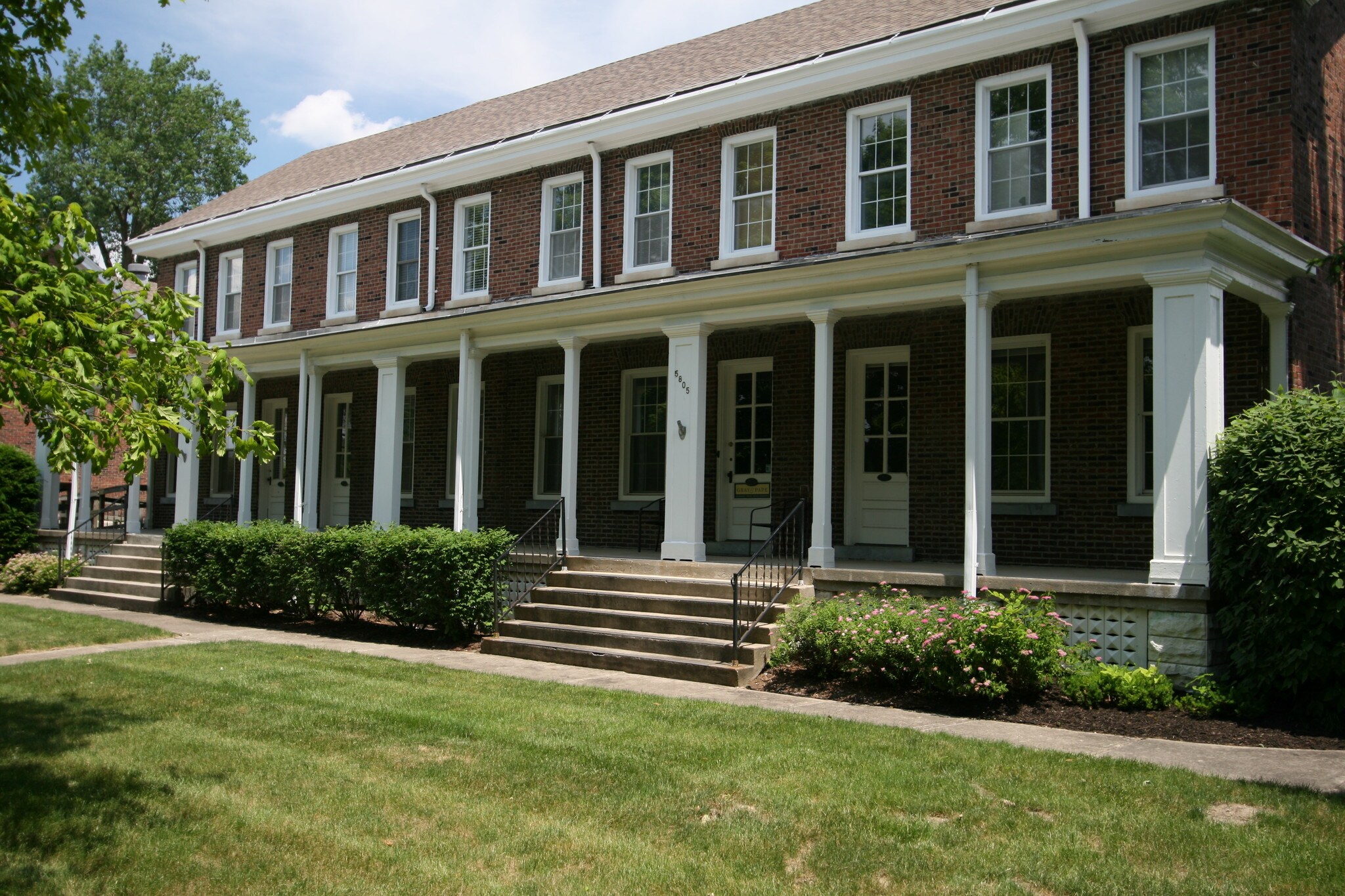5805-5811 N Post Rd, Indianapolis, IN à louer Photo principale– Image 1 sur 8