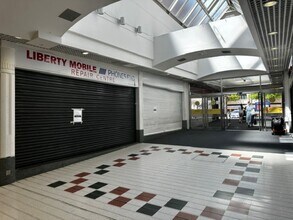 Liberty Shopping Centre, Romford à louer Photo intérieure– Image 2 sur 3