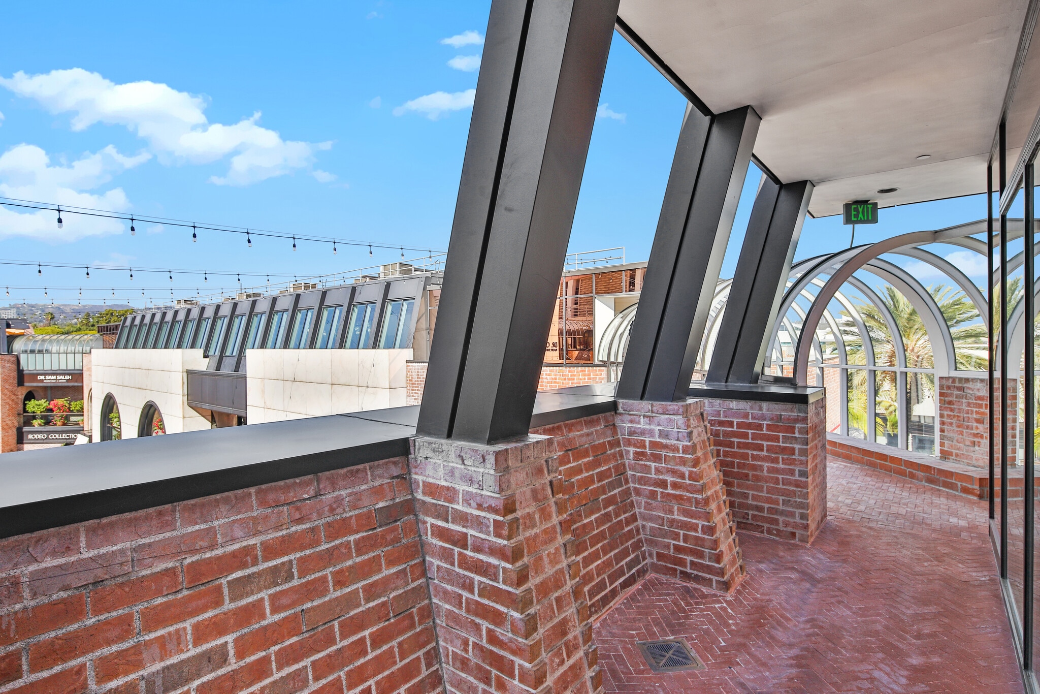 421-443 N Rodeo Dr, Beverly Hills, CA à louer Photo intérieure– Image 1 sur 6