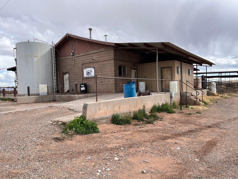 40 Miller Dairy Rd, Veguita, NM à vendre - Photo de l’immeuble – Image 3 sur 12