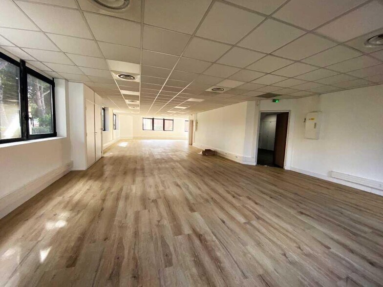 35 Boulevard Du Capitaine Geze, Marseille à louer - Photo de l’immeuble – Image 3 sur 22