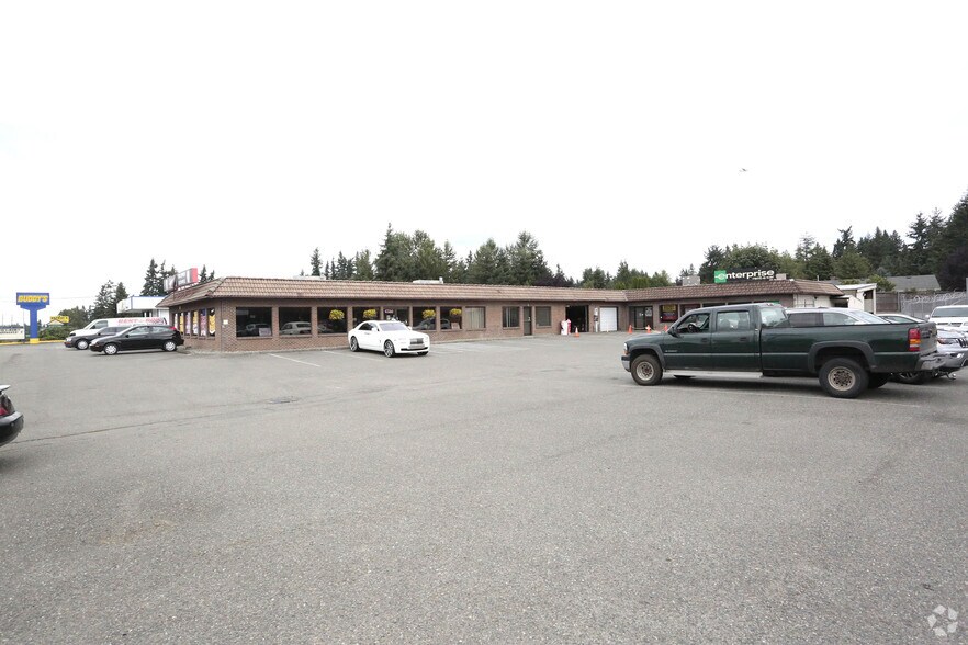 15011 Meridian E, Puyallup, WA à louer - Photo principale – Image 2 sur 4