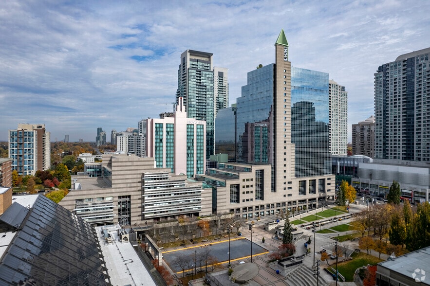 5140 Yonge St, Toronto, ON à louer - Photo de l’immeuble – Image 3 sur 5