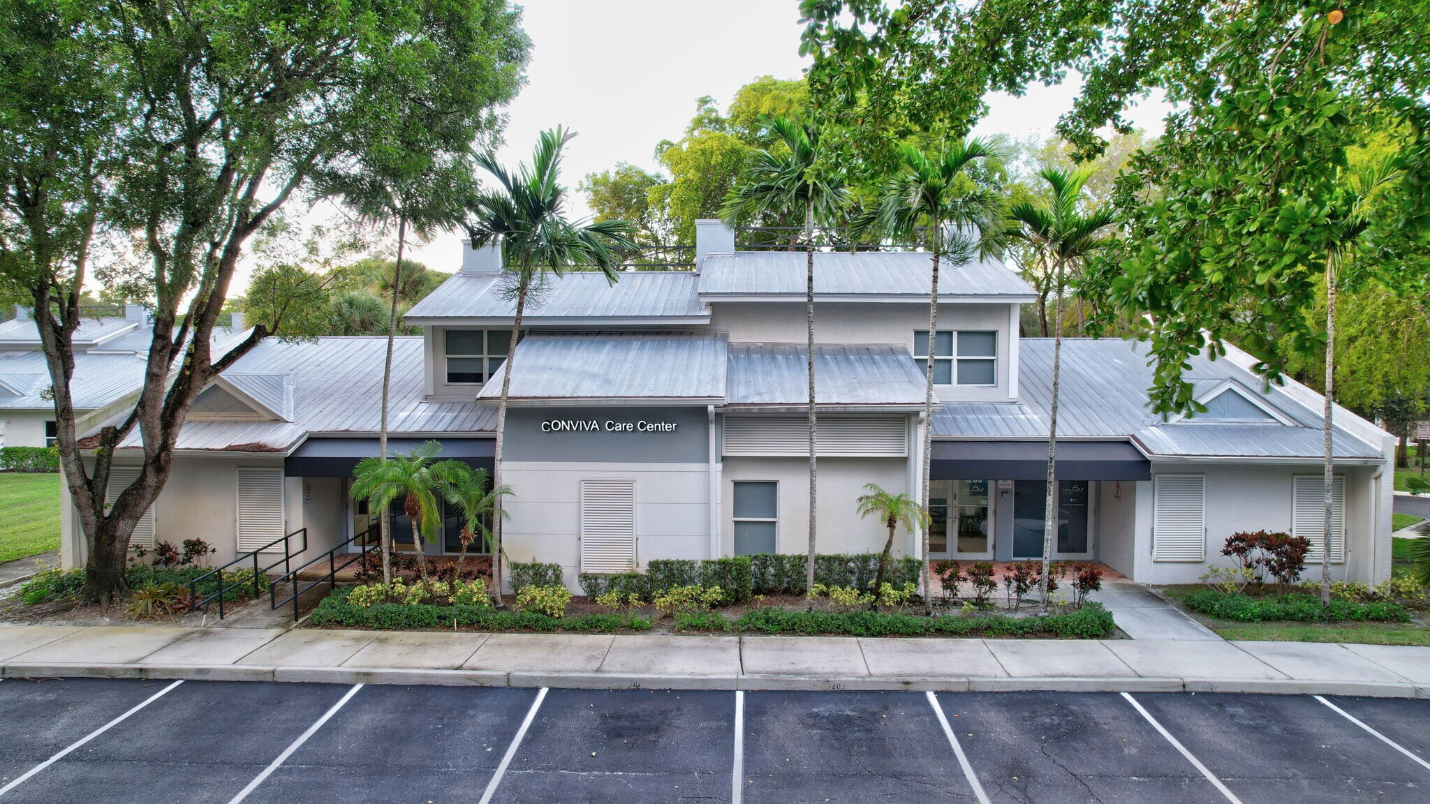1208 N University Dr, Plantation, FL à louer Photo de l’immeuble– Image 1 sur 12