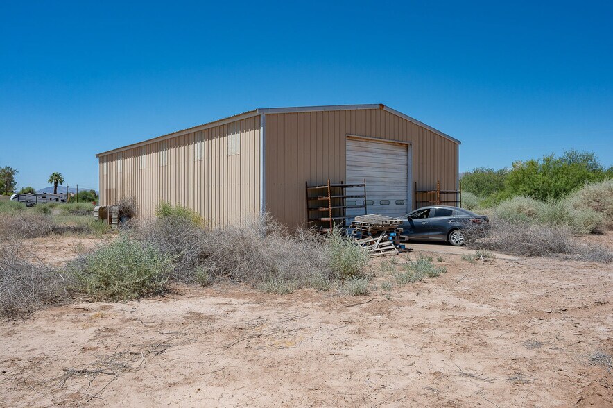 9512 S Evans Ln, Mohave Valley, AZ à vendre - Photo de l’immeuble – Image 1 sur 53