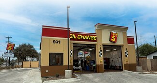 Plus de détails pour 931 S General McMullen Dr, San Antonio, TX - Local commercial à vendre