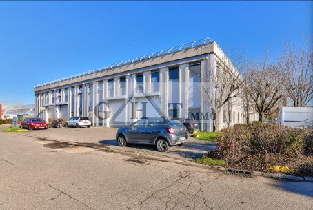 Plus de détails pour Industriel/Logistique à louer