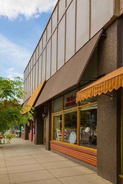 819 S Higgins Ave, Missoula, MT à vendre - Photo de l’immeuble – Image 2 sur 48