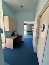 105 W Torrance Blvd, Redondo Beach, CA à louer Photo intérieure– Image 2 sur 14