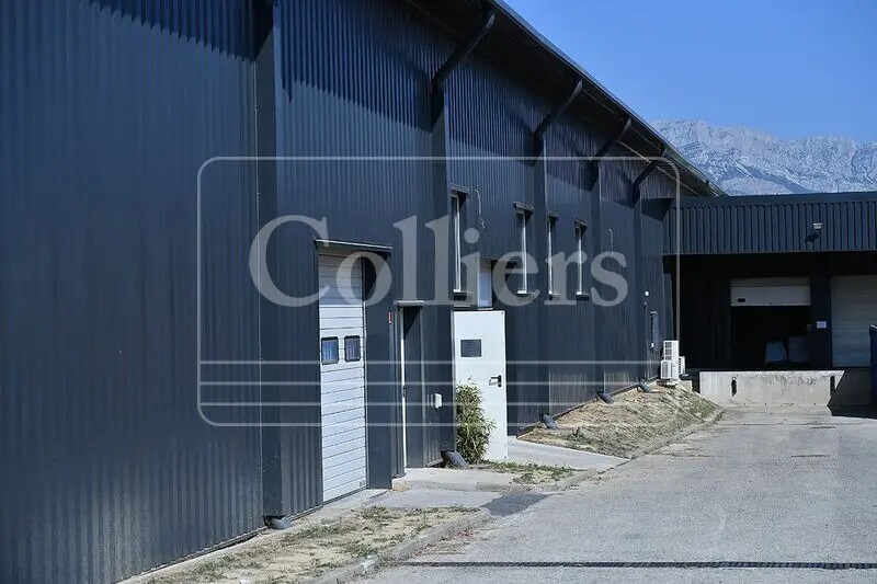 Local d'activités dans Peynier à vendre - Photo de l’immeuble – Image 1 sur 13