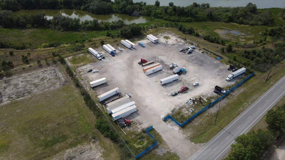 5320 N Combee Rd, Lakeland, FL à vendre - Photo de l’immeuble – Image 3 sur 17