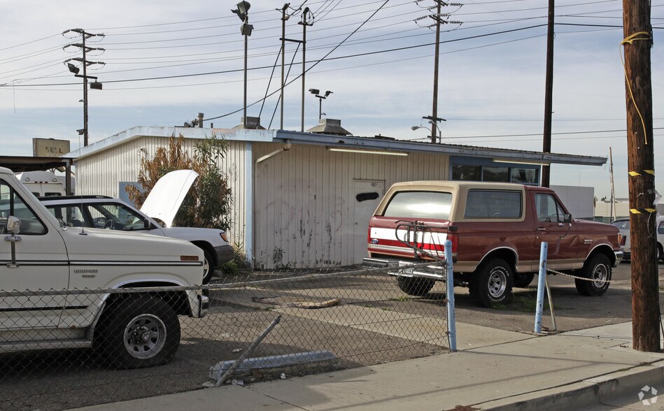 500 S Harbor Blvd, La Habra, CA à louer - Photo de l’immeuble – Image 3 sur 8