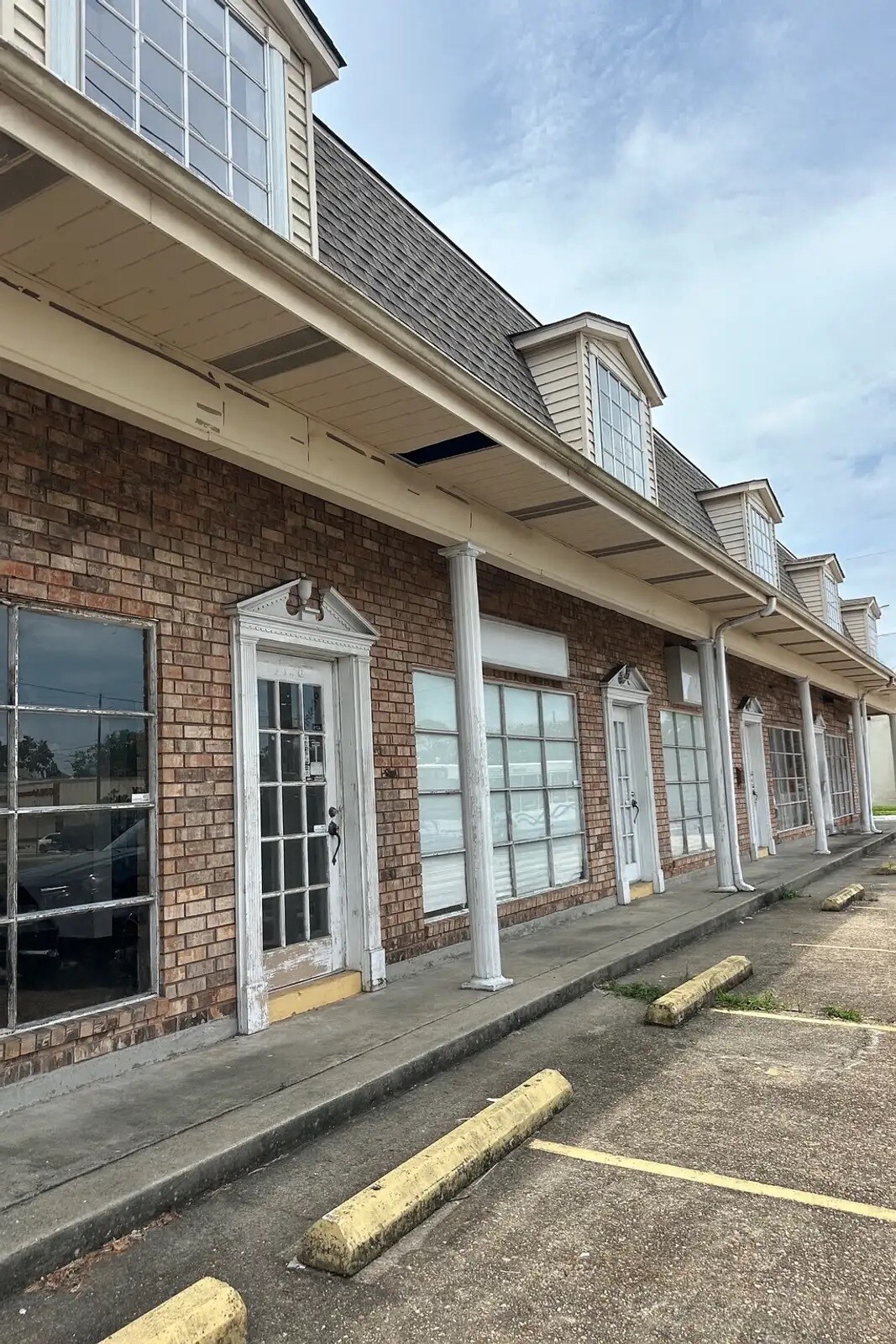 1320 Veterans Memorial Blvd, Metairie, LA à vendre Photo de l’immeuble– Image 1 sur 12