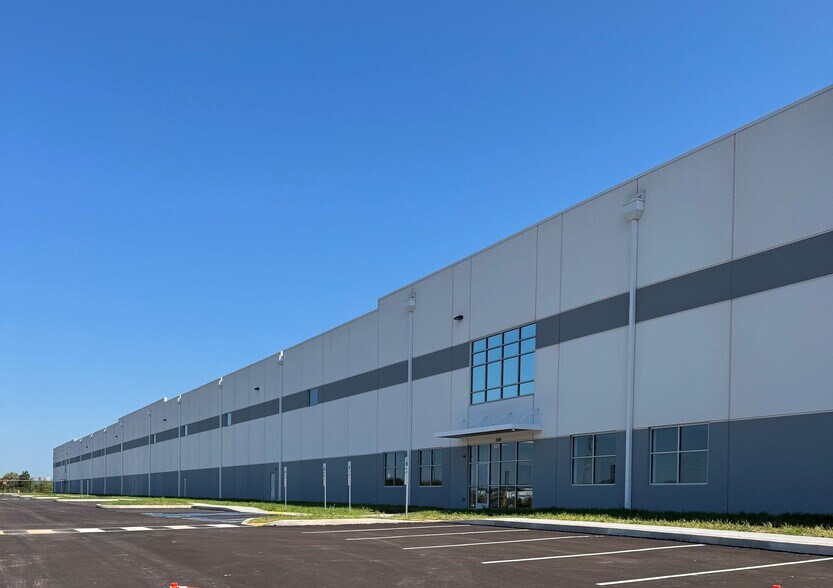 1600 Delp Dr, Harleysville, PA à louer - Photo de l’immeuble – Image 2 sur 4