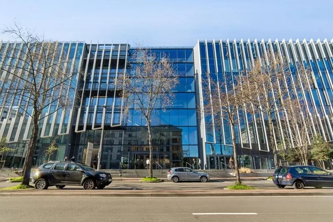 Plus de détails pour 34-40 Rue Guynemer, Issy-les-Moulineaux - Bureau à louer