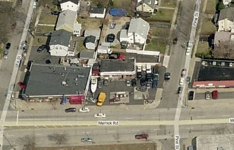 3359 Merrick Rd, Wantagh, NY à vendre - Aérien – Image 2 sur 4