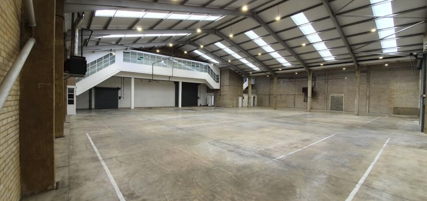 Shamblehurst Ln, Southampton, HAM SO30 2FY - Lot 19 & 20 -  - Photo intérieure - Image 1 of 3