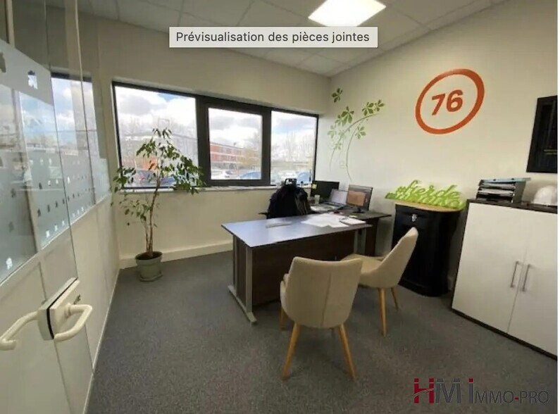 Bureau dans Isneauville à louer - Photo de l’immeuble – Image 3 sur 5