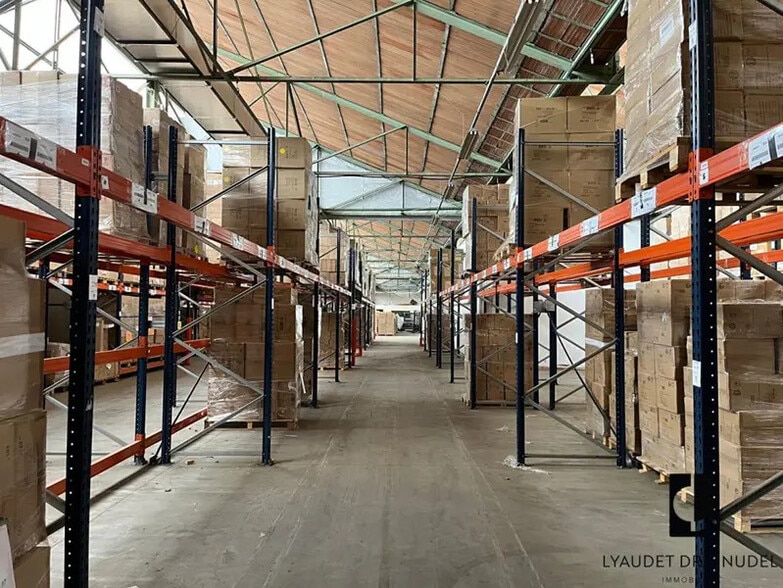Industriel/Logistique dans Roanne à louer - Photo de l’immeuble – Image 2 sur 9