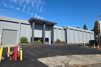 17105 Jersey Ave, Artesia, CA à louer Photo intérieure– Image 1 sur 1